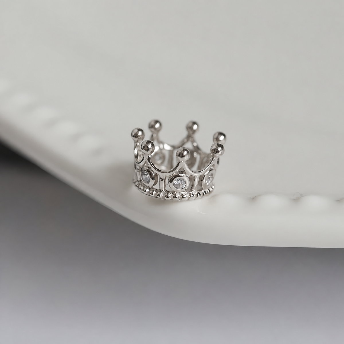 14K Gold Magic Love Crown Necklace
