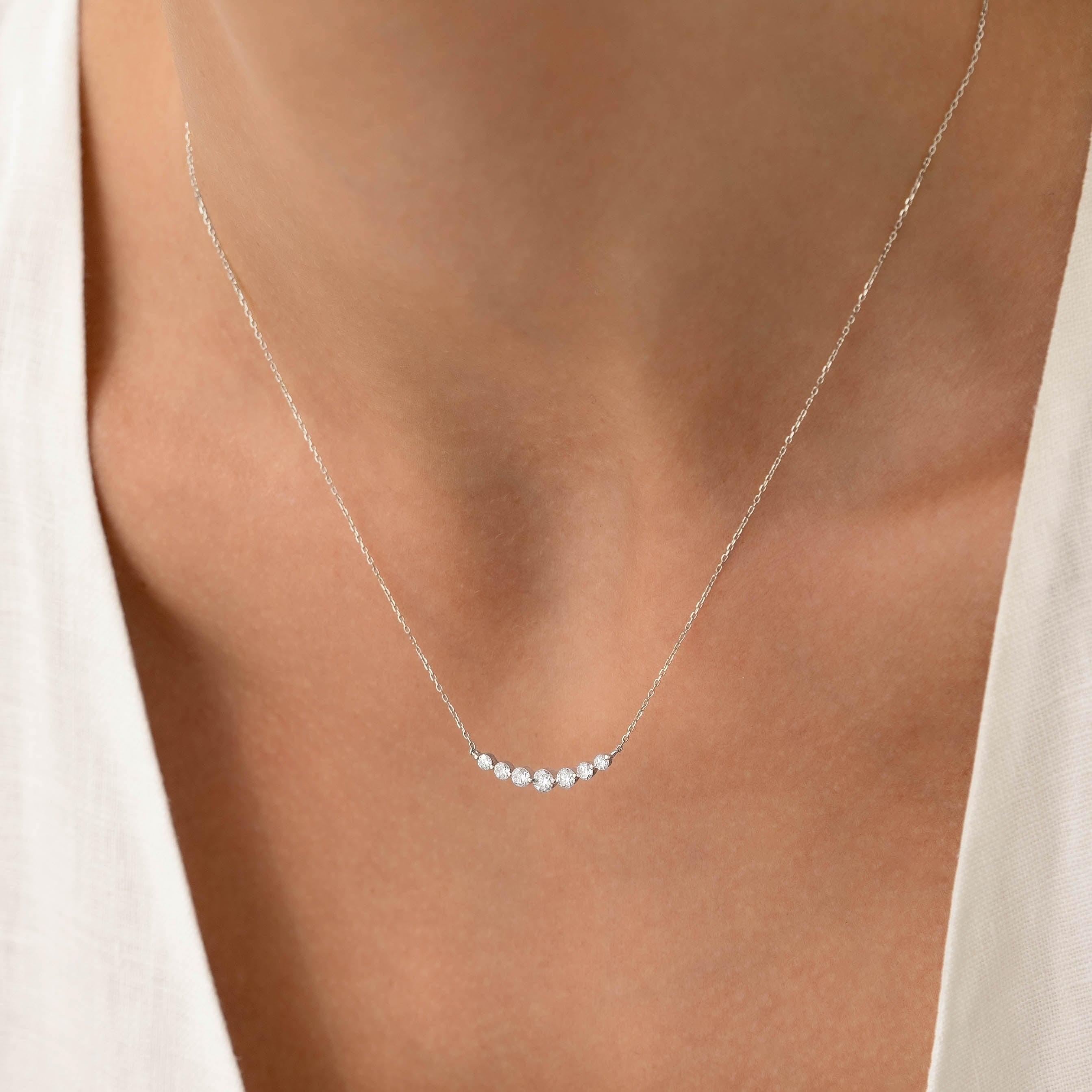 Graduated Diamond Necklace White Gold - Caterina