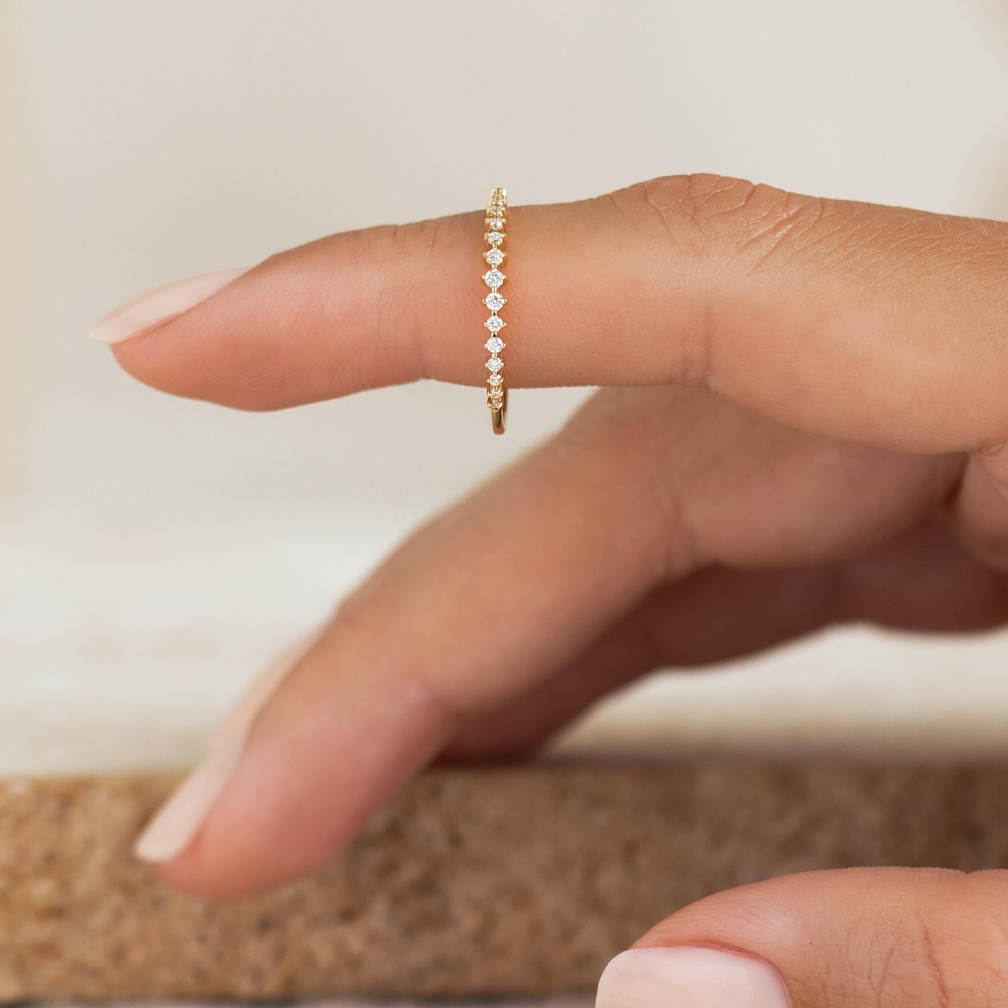 Graduated Diamond Ring 14k Gold - Ophelia