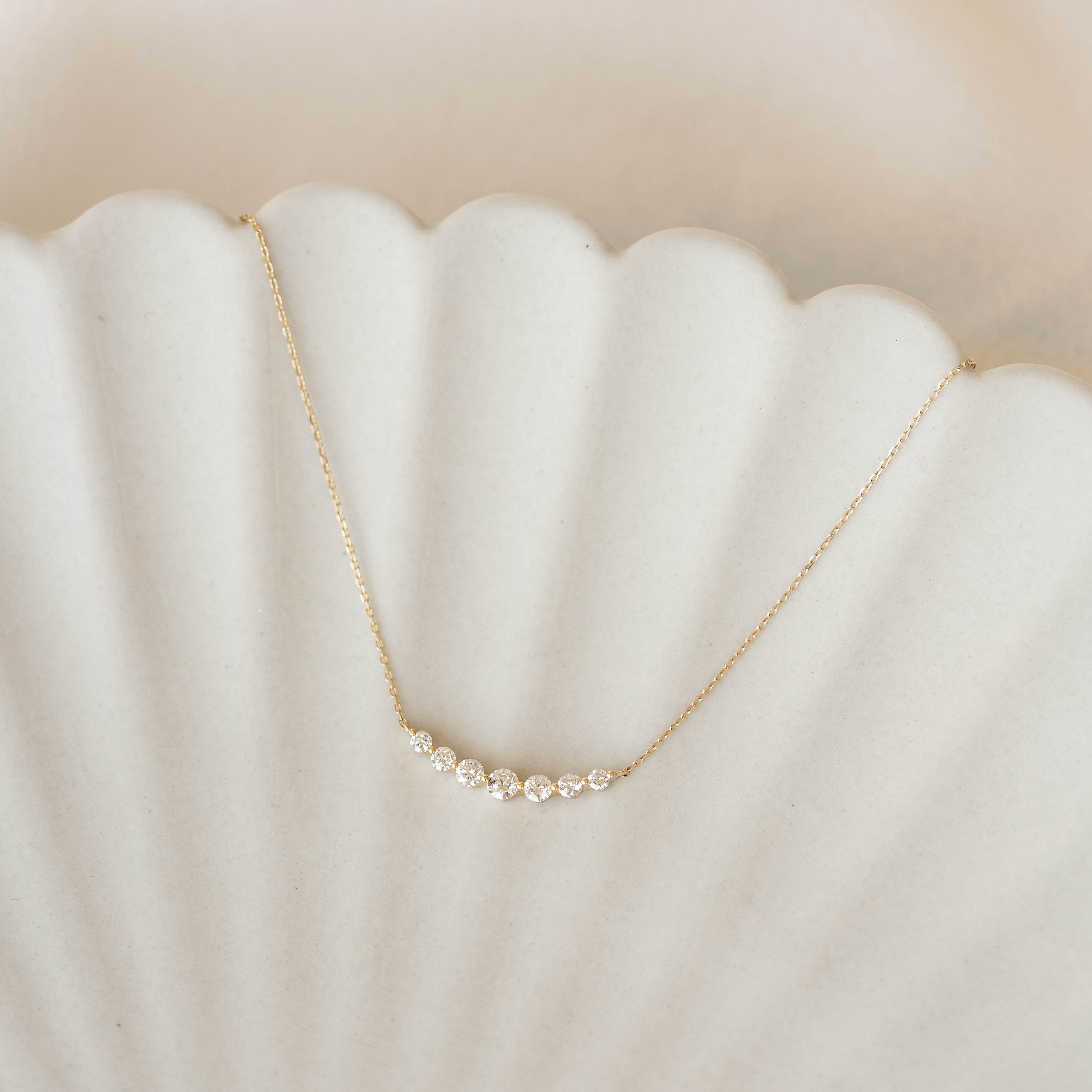 Graduated Diamond Necklace 14k Gold - Caterina