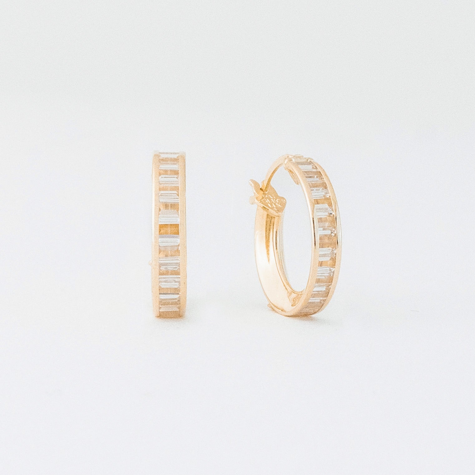 14k kenni baguette hoops