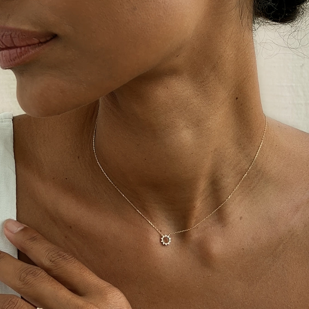 Diamond Sun Necklace White Gold - Lova