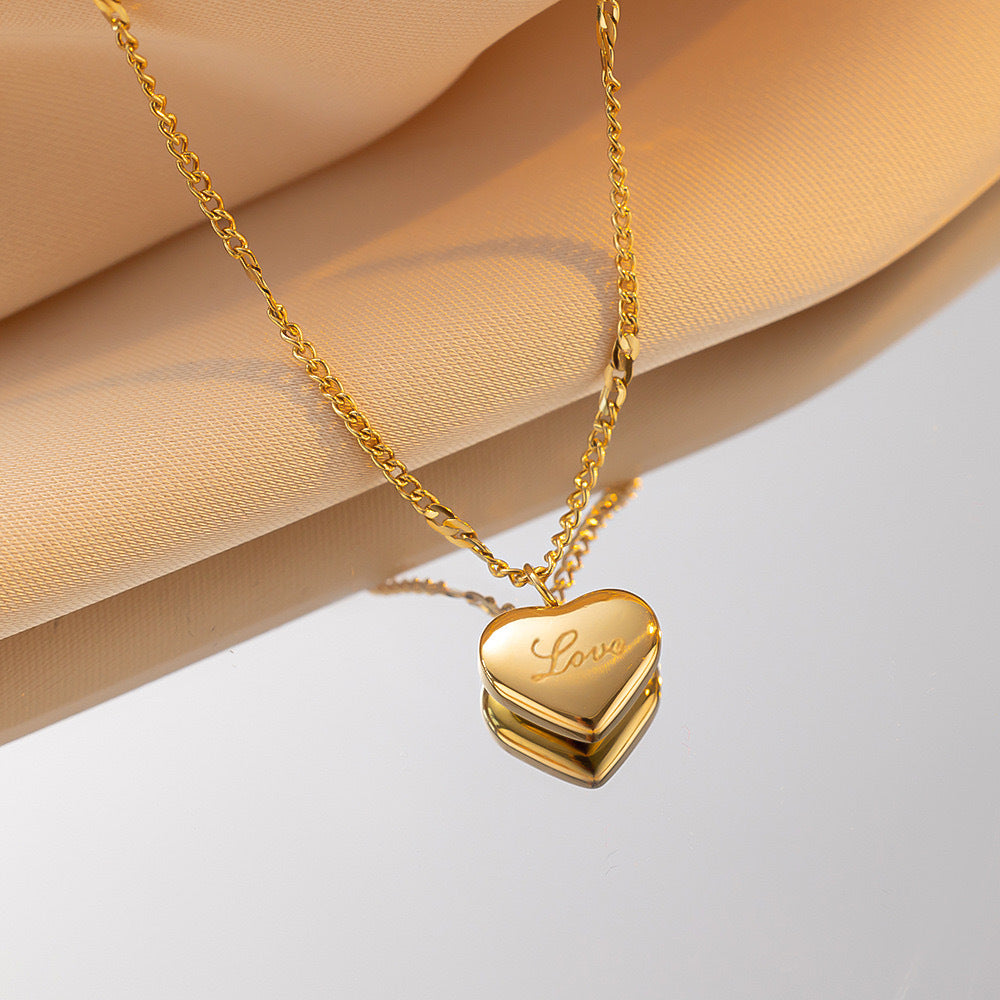 14K Gold Heart Necklaces