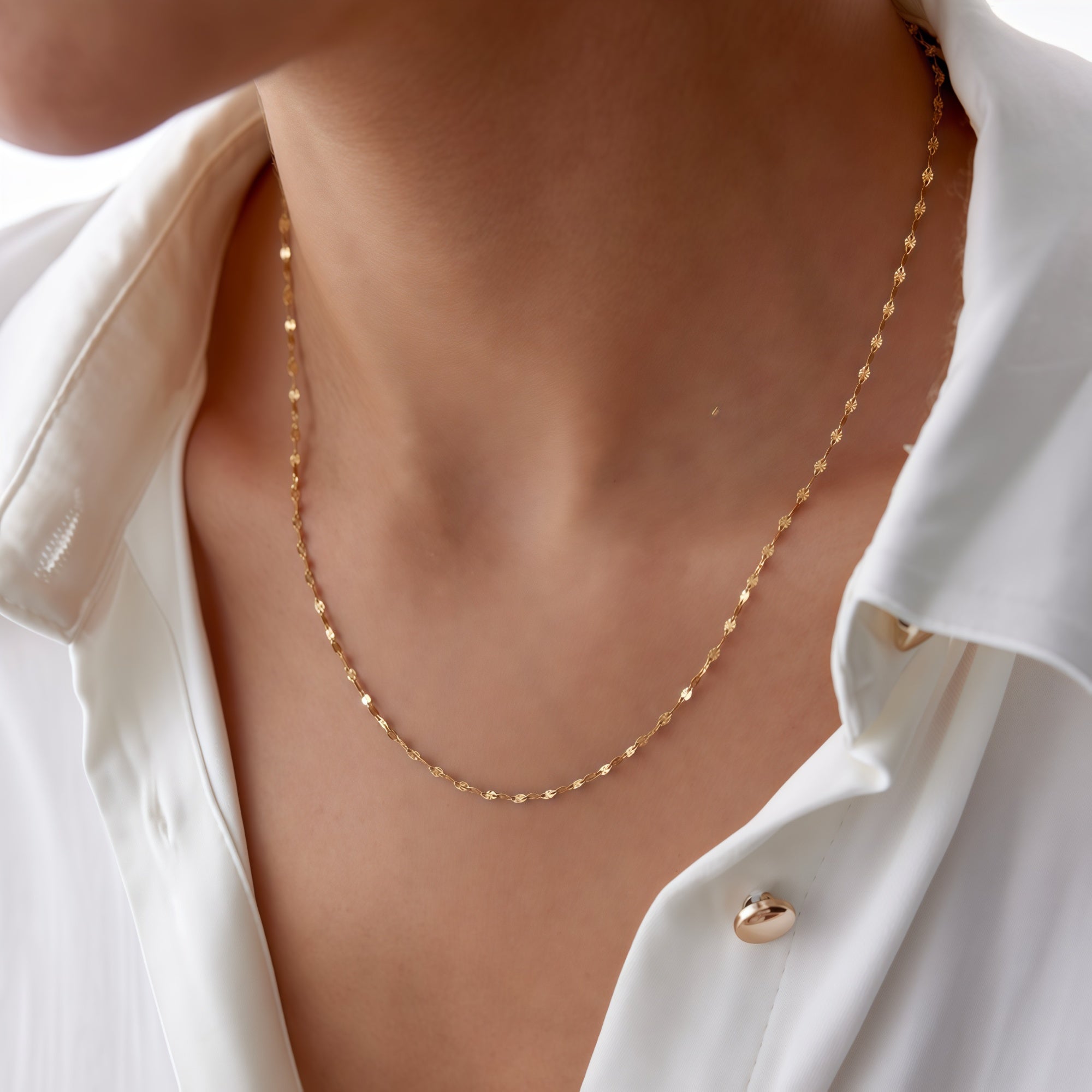 14K Gold Petal Chain Necklace