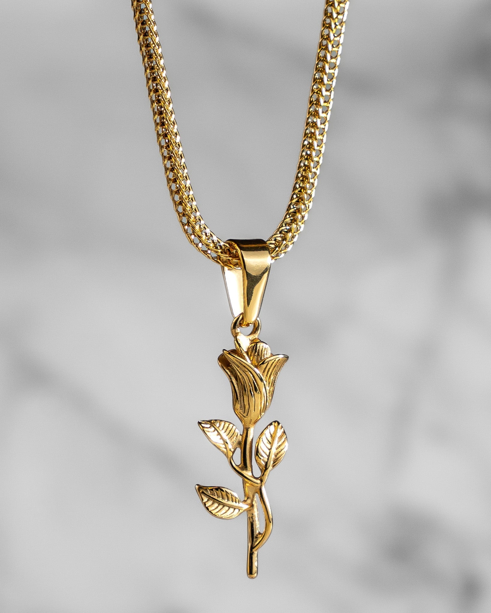 14K gold rose pendant necklace