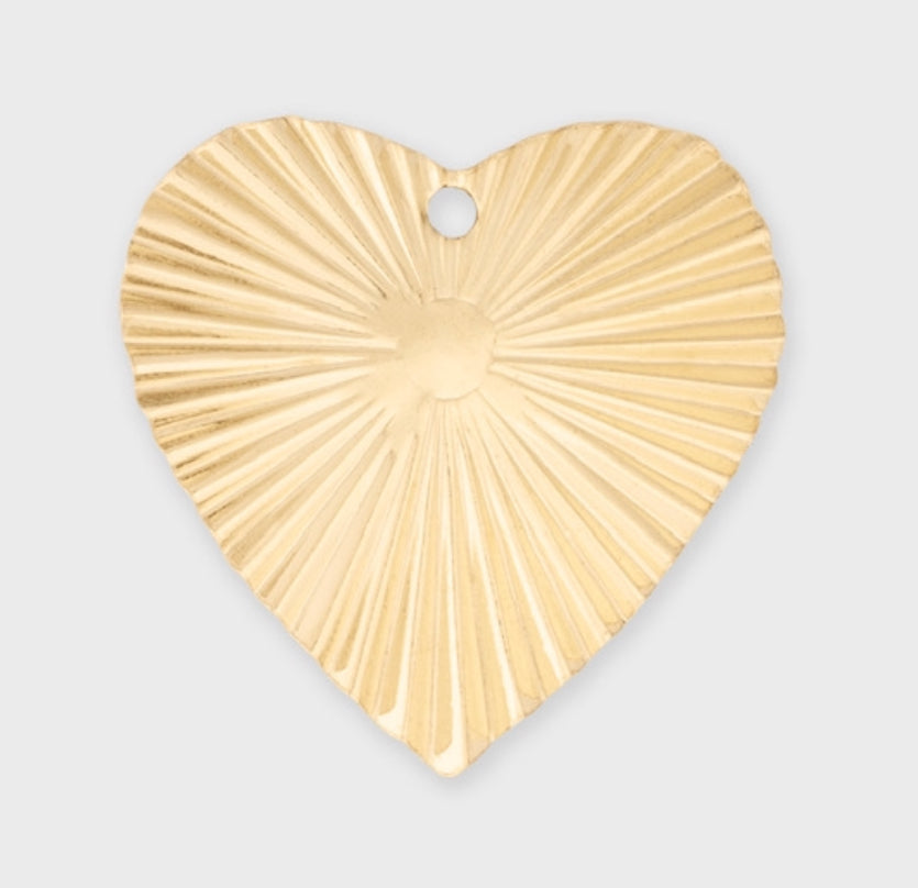 Fanned Heart Medallion