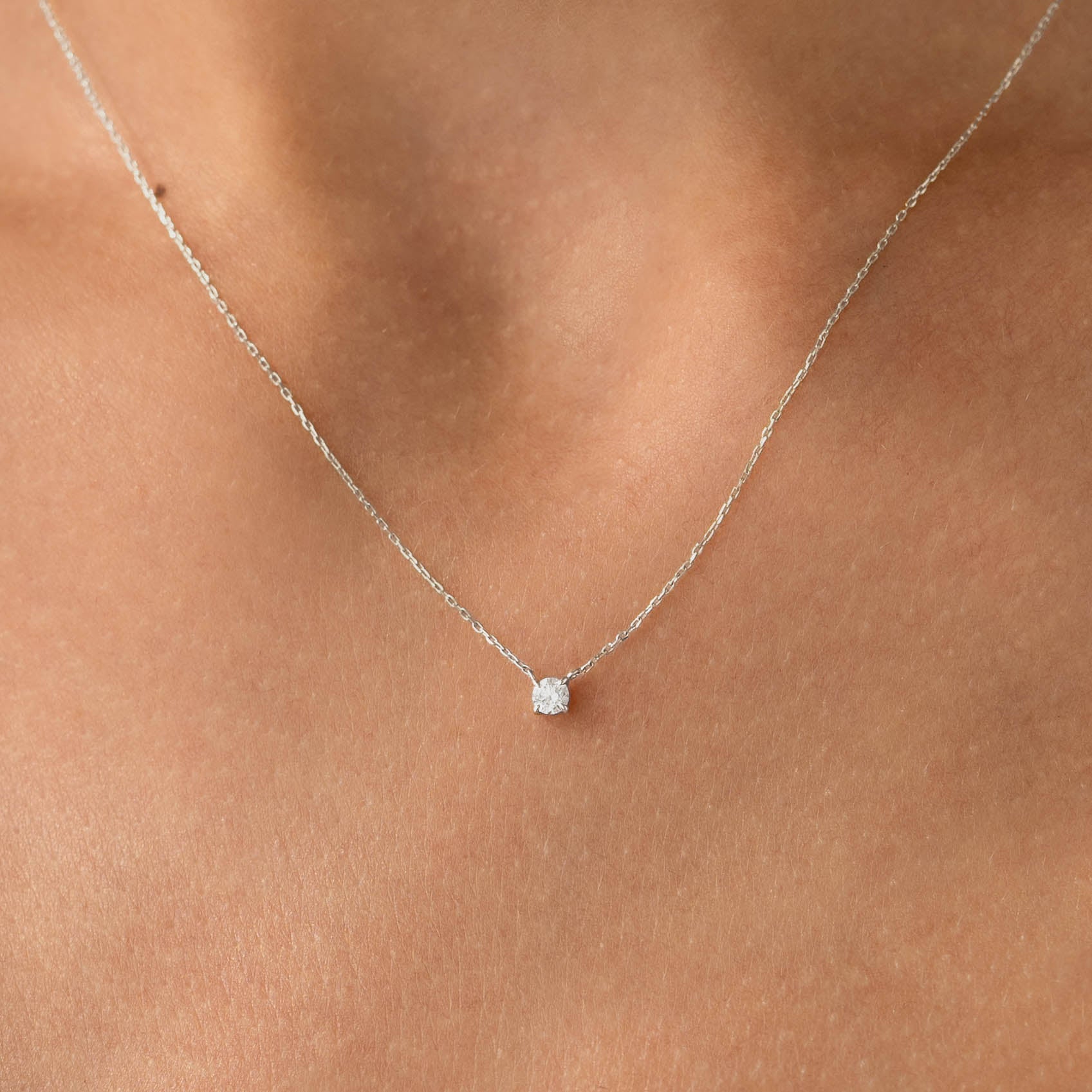 Diamond Pendant Necklace White Gold - Johanne