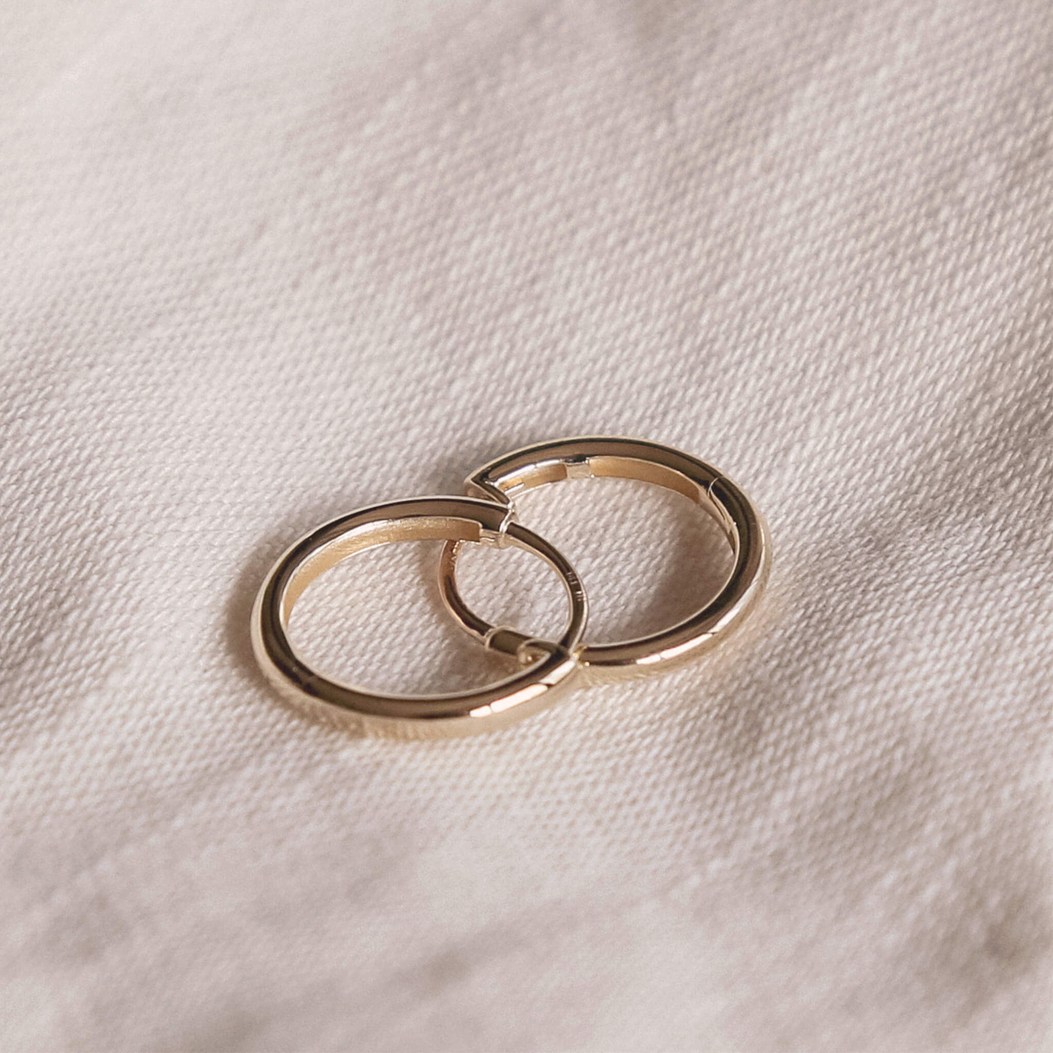 14k Gold Huggie Earrings - Emilia