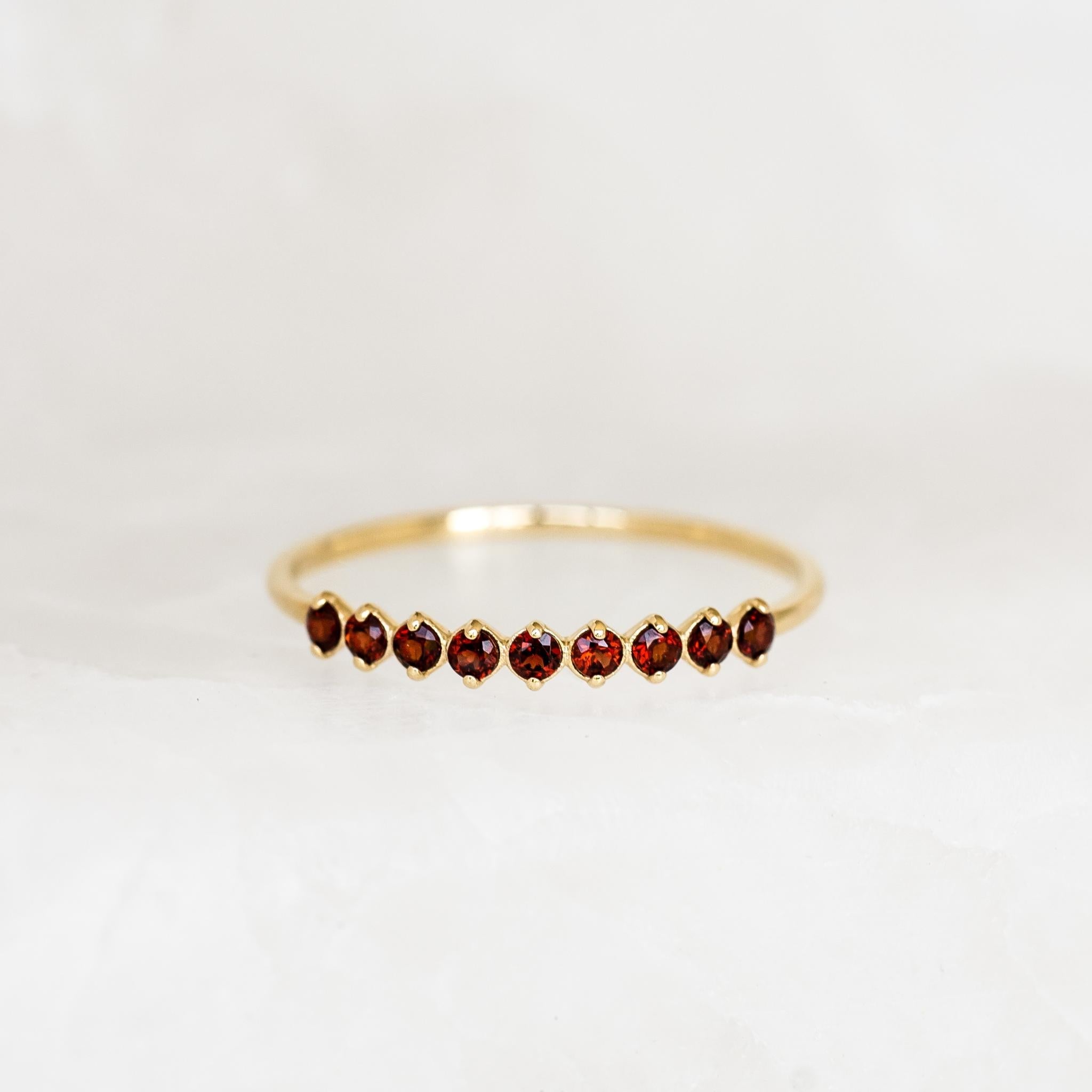January Birthstone Ring 14k Gold - Garnet