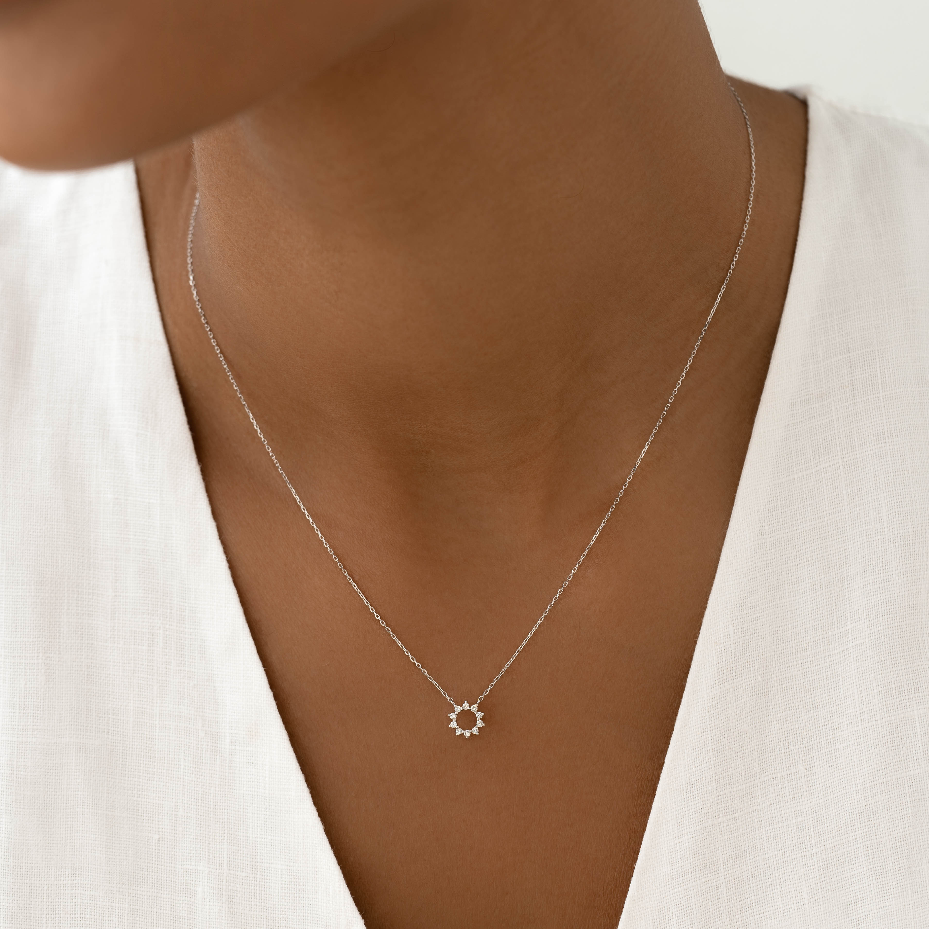 Diamond Sun Necklace White Gold - Lova