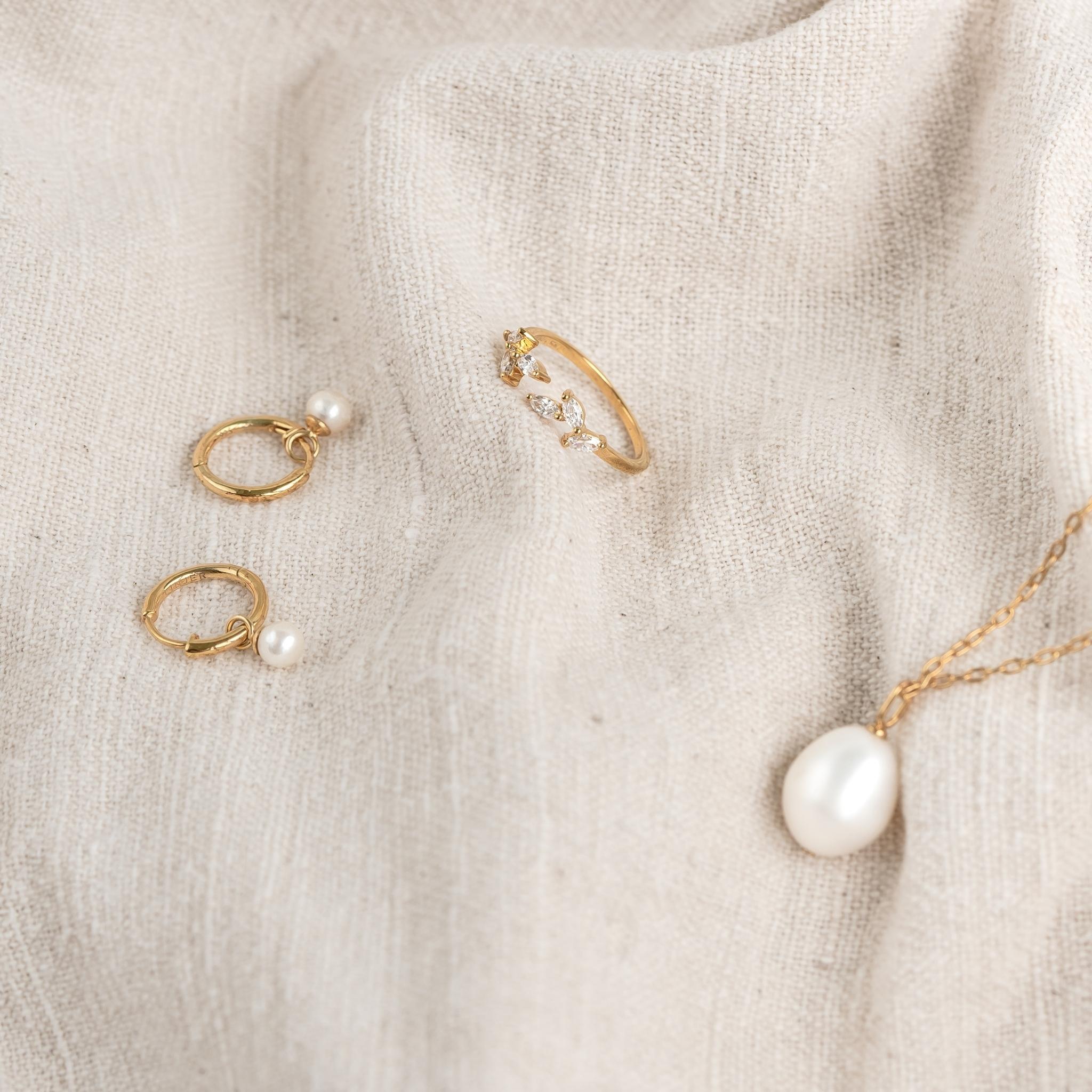 14k Gold  Open Diamond Leaf Ring